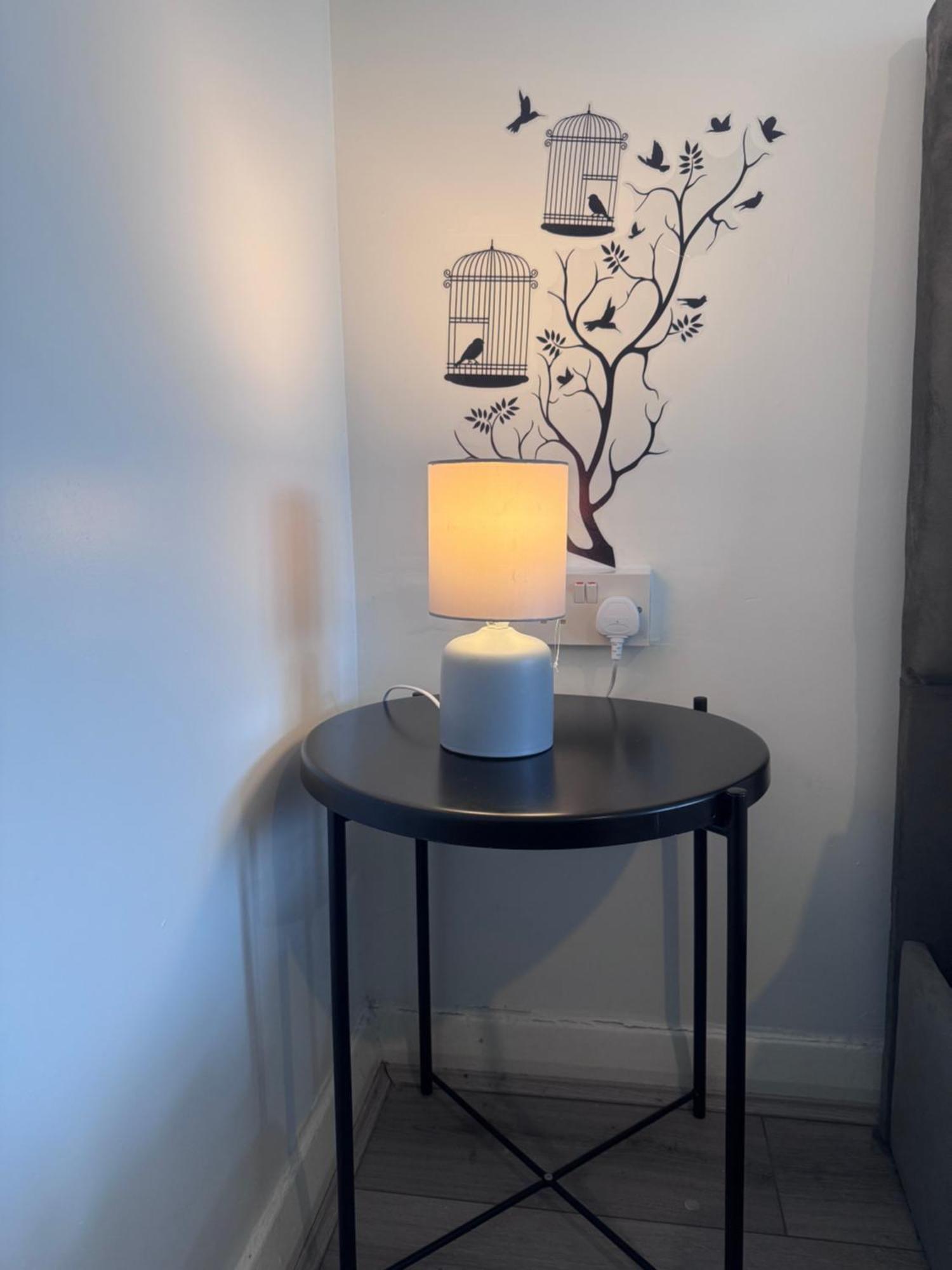 Modern Room In A 4 Bedroom Flat In London, Shared Bathroom! Ngoại thất bức ảnh